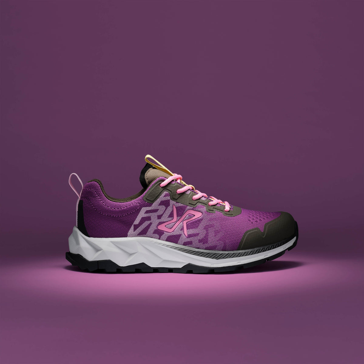 Trailknit Waterproof Hiking Sneakers Women