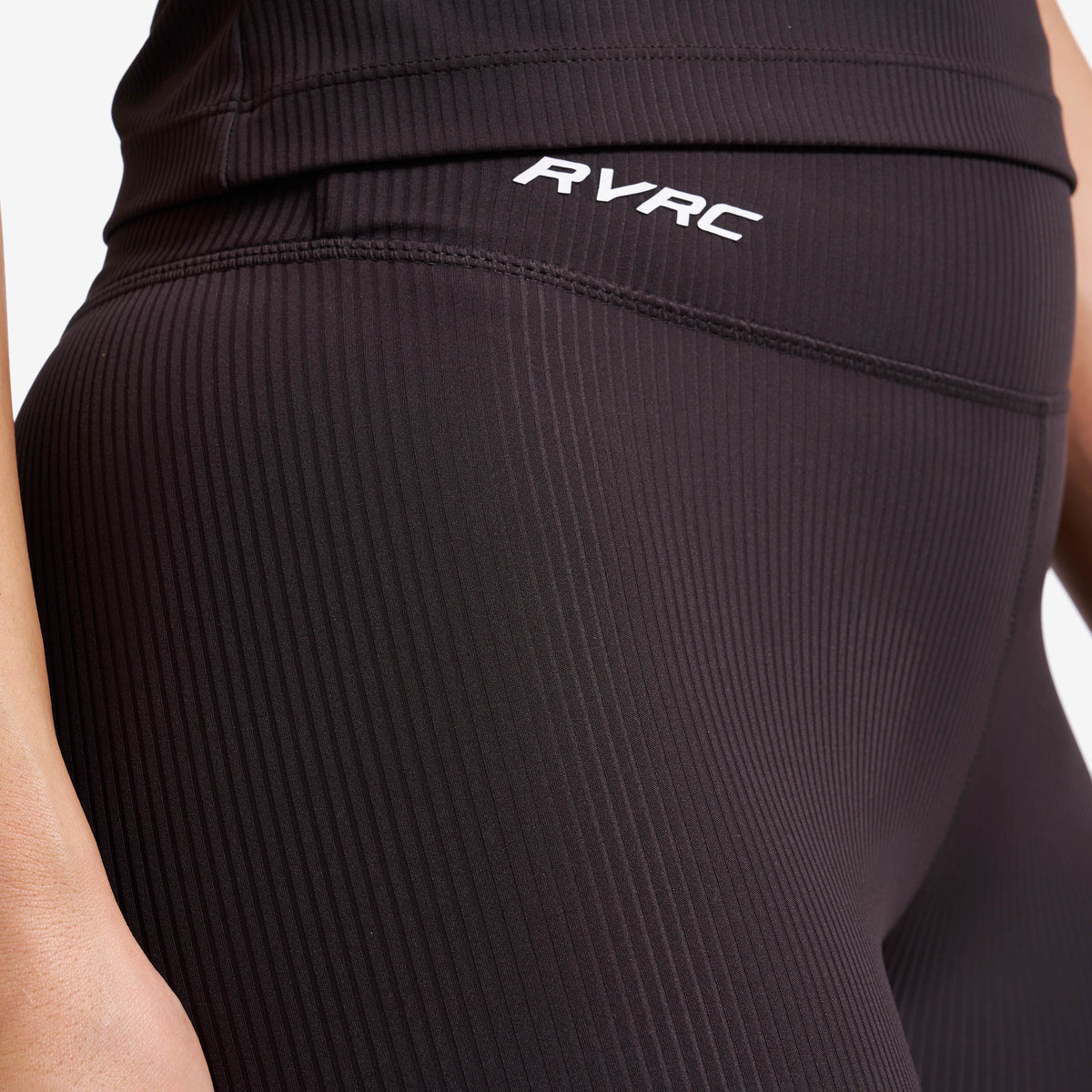 Shape Ribbed Biker Shorts Women