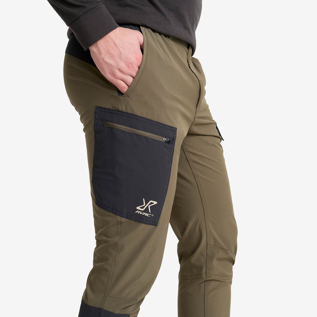 Verge Stretch Cargo Trousers Men