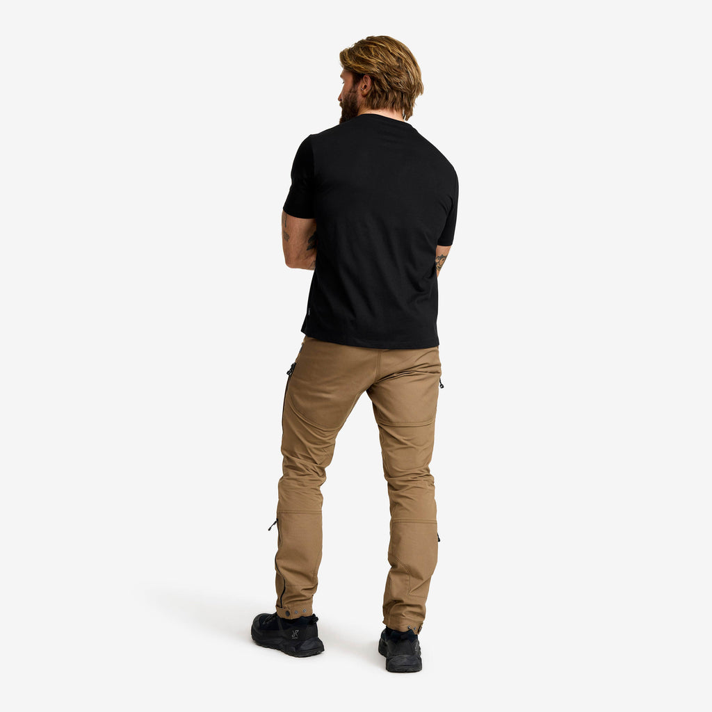 Easy Graphic Logo T-Shirt Men