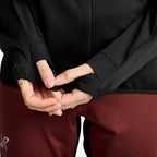 Pace Hooded Wind Jacket Women