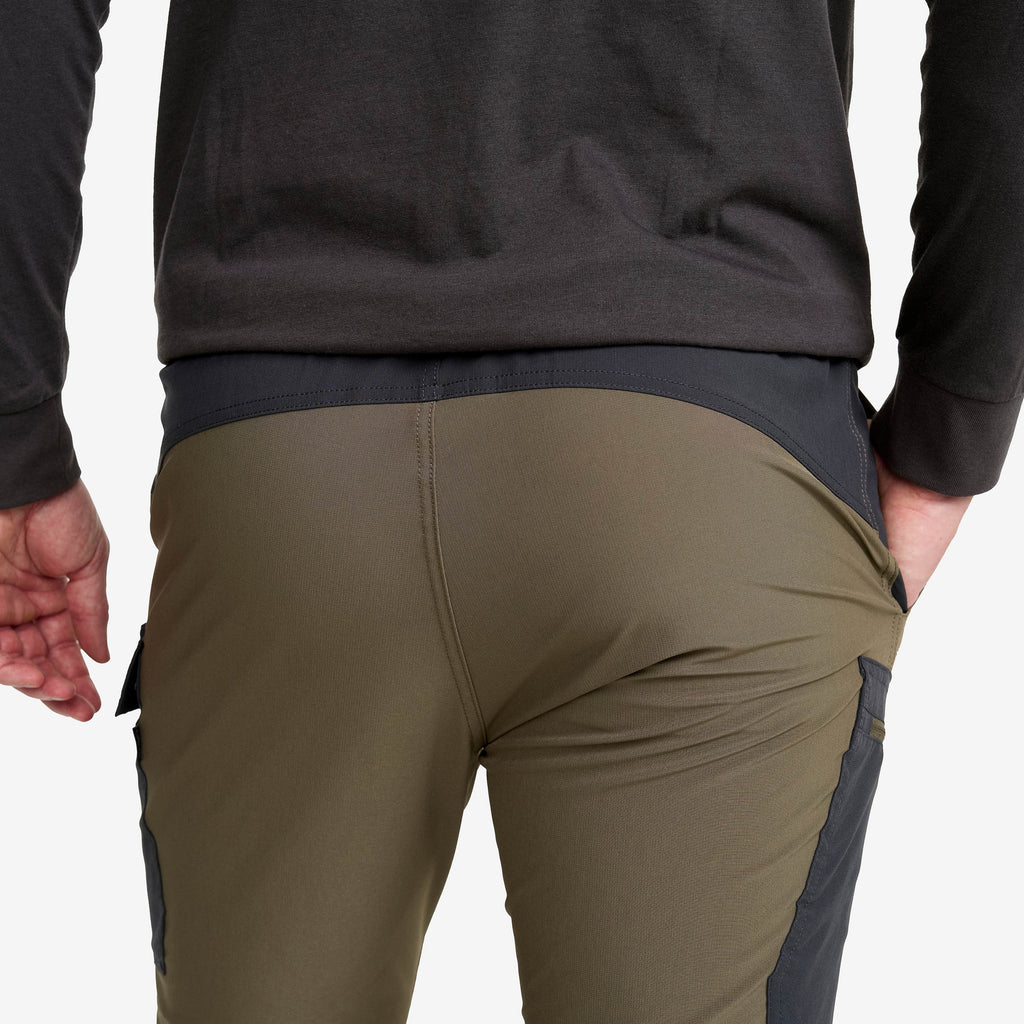 Verge Stretch Cargo Trousers Men