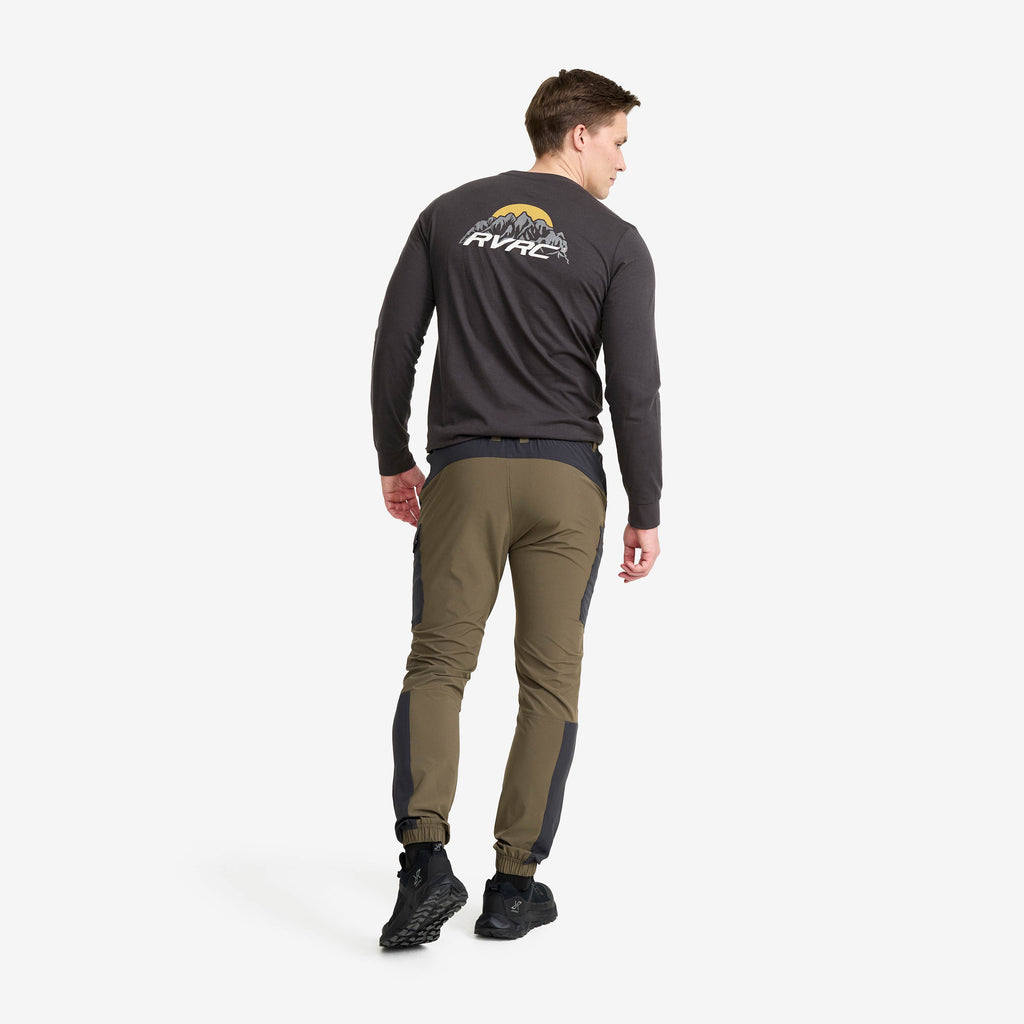 Verge Stretch Cargo Trousers Men